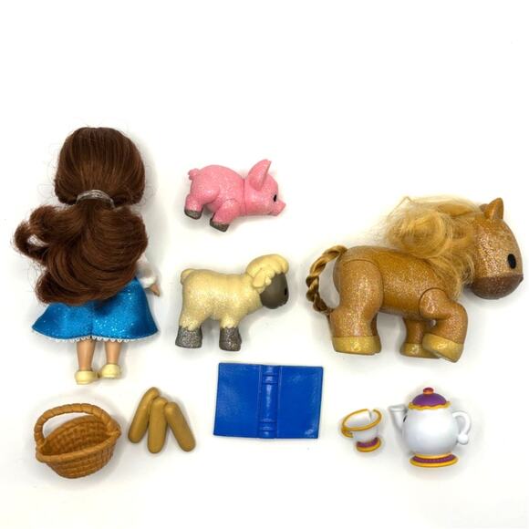 Disney Animators' Collection Belle, Beauty and the Beast Mini Doll Play Set Case - Picture 2 of 4